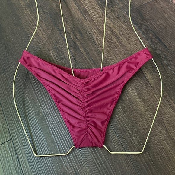 🔥 HUGE LOT - 6 Pairs Cleo the Hurricane Scrunch-Bum Dance Shorts | M/L - Picture 3 of 12